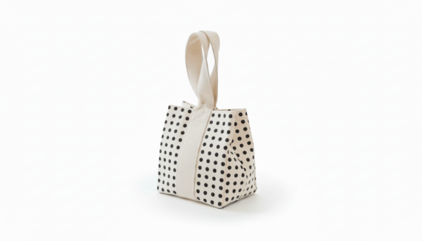 Gift Bag - Black dots (1)